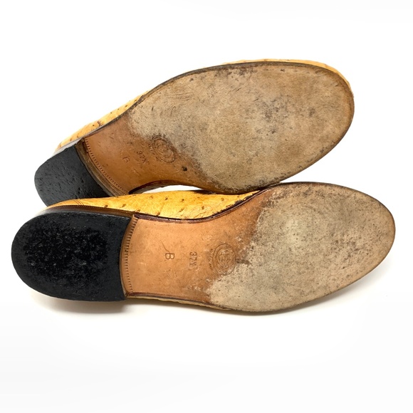 GUCCI Ostrich Red Ribbon Gold Bit Exotic Loafer - Picture 6 of 8